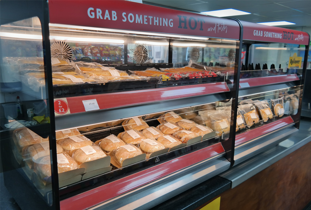 Wardle's hot-holding solution, a Flexeserve Zone 2 Tier - Countertop, Model 1000, hot food-to-go unit at Wardle Service Station
