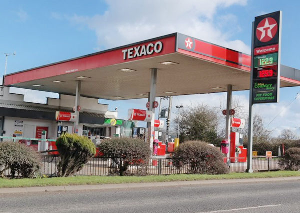 External of Wardle Service Station that uses Flexeserve heated display units for its hot food-to-go offering