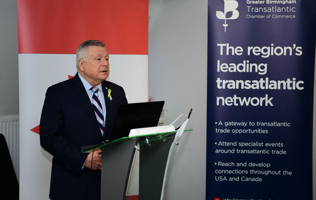 Canadian High Commissioner, Ralph Goodale presenting his keynote