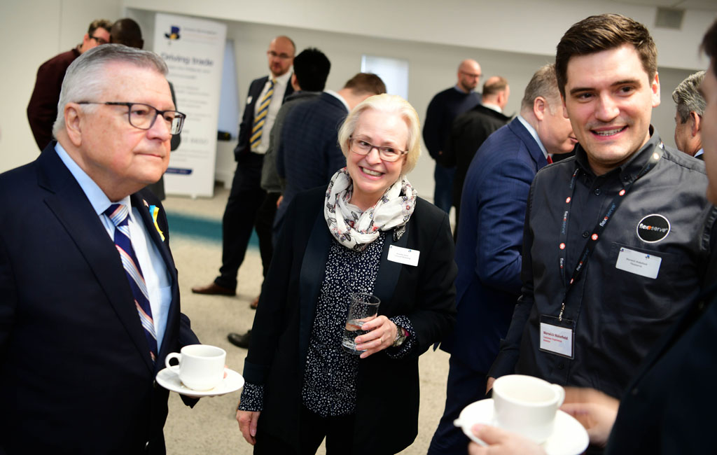 Warwick and Ralph in breakfast networking discussions 