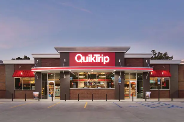 Quik Trip c-stores use Flexeserve hot-holding units to sell more and waste less hot food