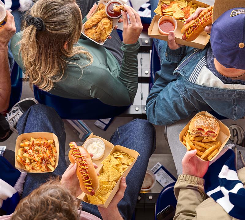 Guests enjoy hot food at ASM Global events thanks to Flexeserve
