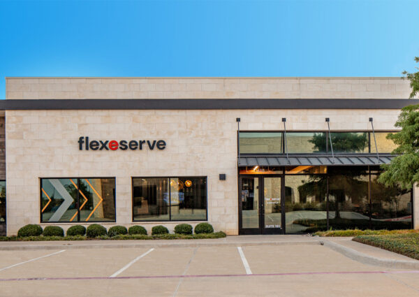 El aniversario de Flexeserve Inc. también celebra dos años de la apertura oficial de su sede y Centro de Soporte Culinario en EE. UU.