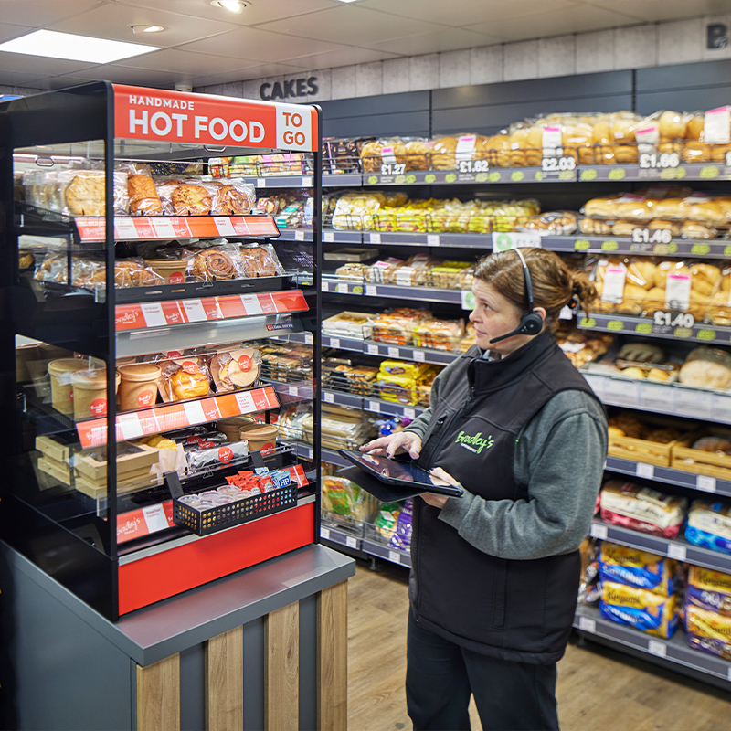 Flexeserve Zone countertop range for compact and versatile grab-and-go hot-holding right at the counter