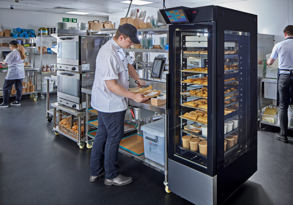 Flexeserve Hub equipo comercial diseñado para mantener la comida caliente, organizarla como comida para llevar antes de utilizarla para abastecer los mostradores